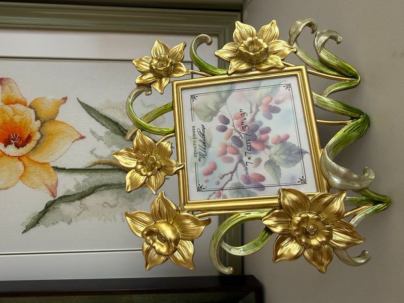Рамка Лімітована DAFFODIL Gold Золоті квіти FDG2 фото