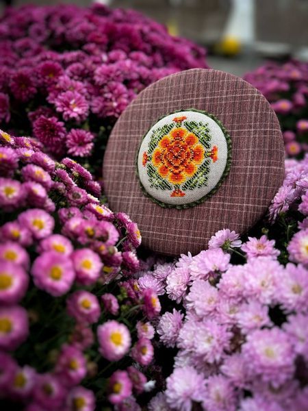 Набір для вишивки хрестиком &laquo;Коробка Чорнобривець&raquo; (квіти, 7,5&times;7,5 см) ЛВ-137 фото